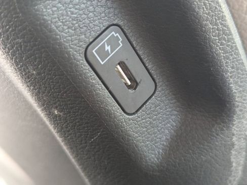 Used 2025 Hyundai Santa Fe Limited image 16