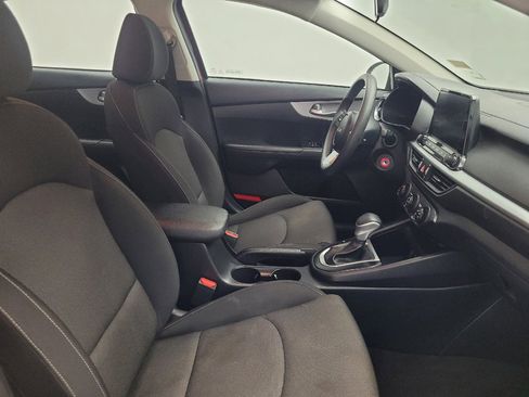 Used 2024 Kia Forte LXS FWD image 21
