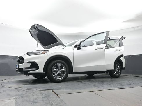 Certified 2026 Honda HR-V LX image 44