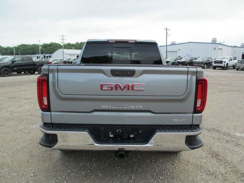 New 2026 GMC Sierra 1500 SLT w/ SLT Premium Plus Package AWD/4WD image 5