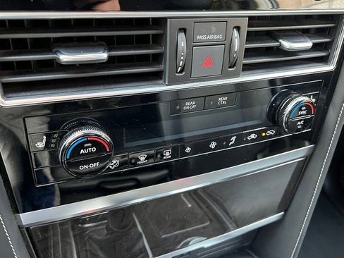 Used 2024 INFINITI QX80 Luxe image 45