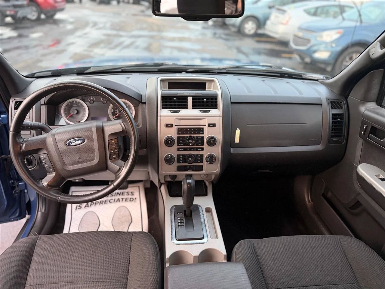 Used 2009 Ford Escape XLT FWD image 12