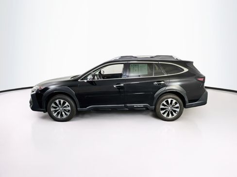 Used 2023 Subaru Outback Touring AWD/4WD image 8