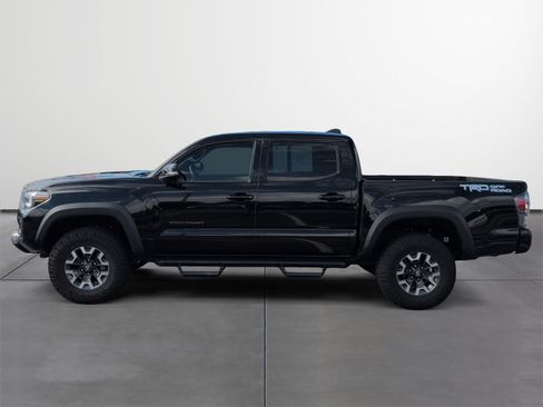 Certified 2023 Toyota Tacoma TRD Off-Road w/ Technology Package RWD image 3