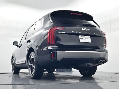 New 2025 Kia Telluride S image 42