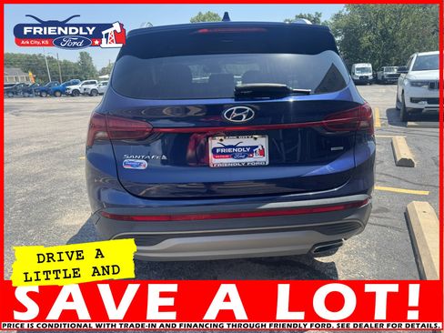 Used 2023 Hyundai Santa Fe SEL image 4