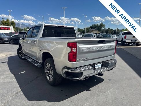 Used 2021 Chevrolet Silverado 1500 LT AWD/4WD image 5
