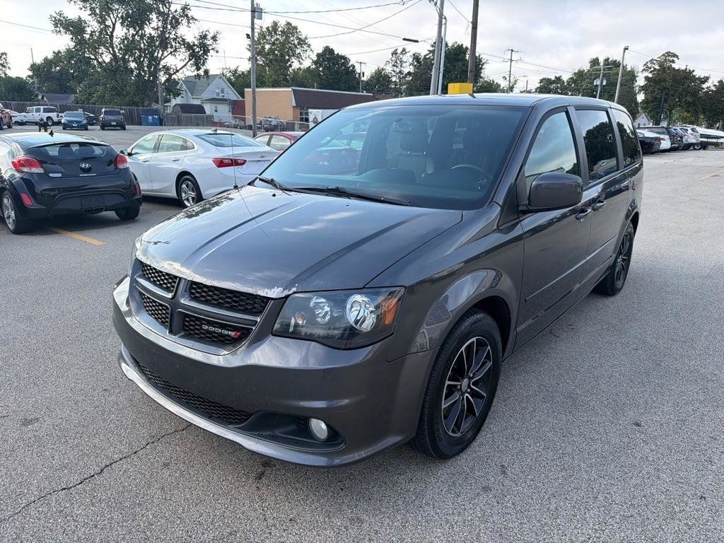 Used 2017 Dodge Grand Caravan GT w/ Safety Sphere Group FWD image 4