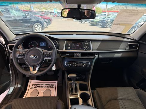 Used 2016 Kia Optima LX w/ LX Convenience Package FWD image 11