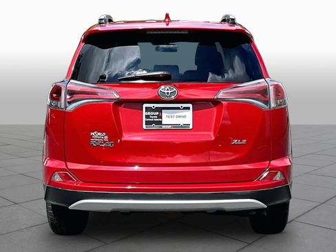 Used 2016 Toyota RAV4 XLE FWD image 5