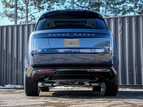 New 2026 Land Rover Range Rover Long Wheelbase SE AWD/4WD image 7