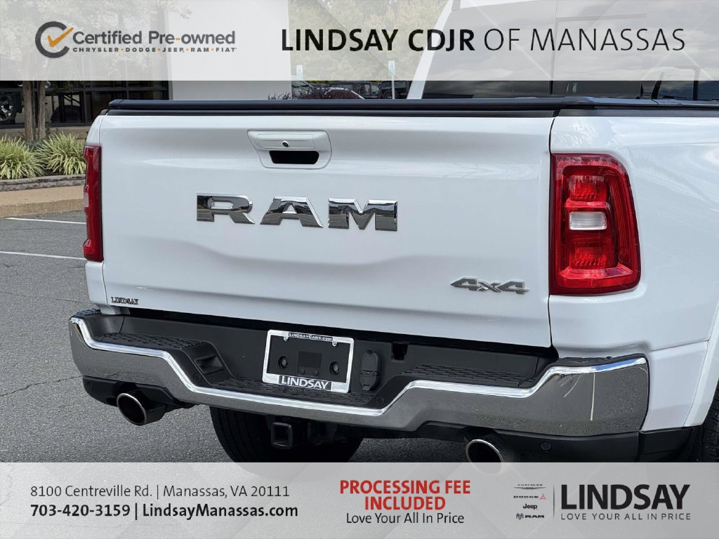 Used 2025 RAM 1500 Laramie AWD/4WD image 10