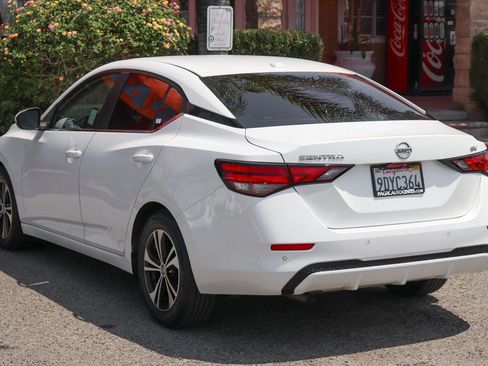 Used 2022 Nissan Sentra SV w/ Trunk Package image 6