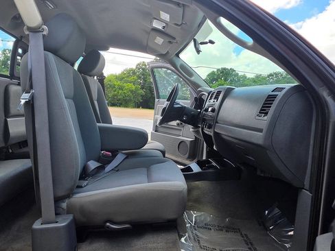 Used 2006 Dodge Dakota ST RWD image 28