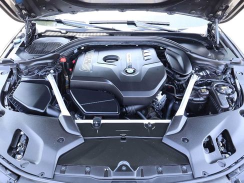 Used 2019 BMW 530i w/ Convenience Package RWD image 9