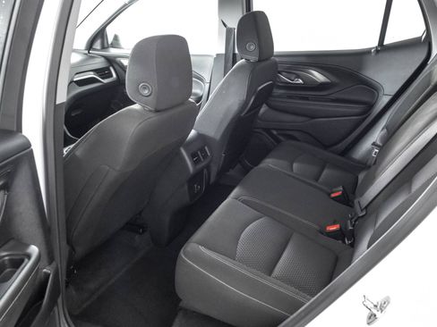 Used 2024 GMC Terrain SLE AWD/4WD image 34