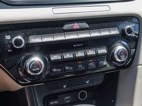 Used 2020 Kia Sportage EX FWD image 21