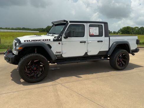 Used 2020 Jeep Gladiator Rubicon w/ LED Lighting Group image 4