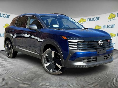 New 2025 Nissan Kicks SR image 1