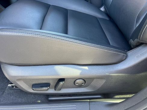 Certified 2024 Nissan Rogue SL image 19