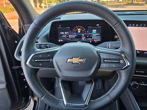 New 2026 Chevrolet Traverse LT w/ LPO, Floor Liner Package FWD image 18