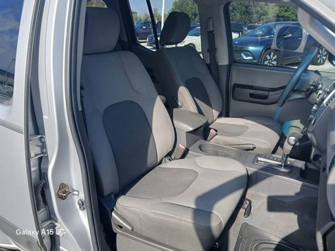 Used 2014 Nissan Xterra S image 18