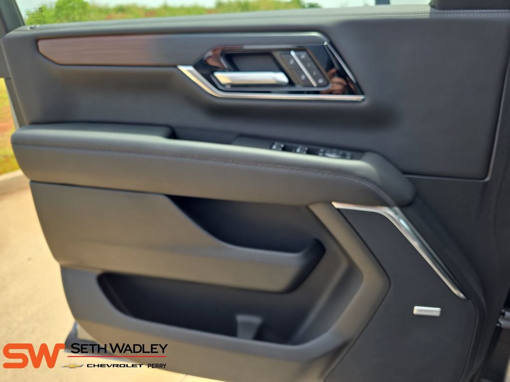 New 2026 GMC Yukon Denali w/ Denali Reserve Package AWD/4WD image 28