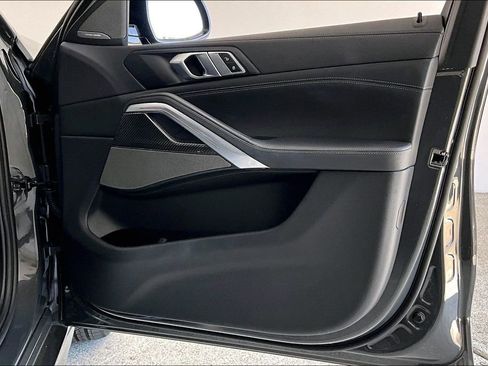 Used 2023 BMW X6 M50i w/ Executive Package image 23