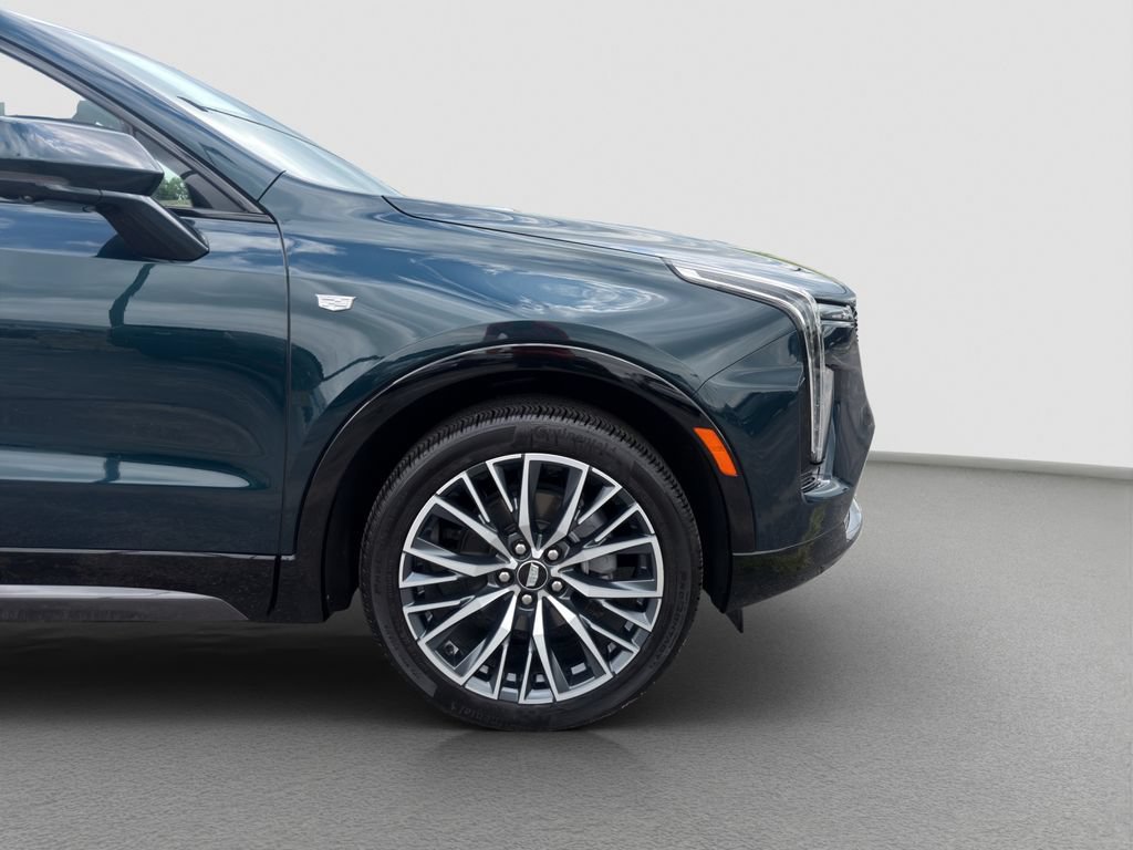Used 2025 Cadillac XT4 Sport AWD/4WD image 23
