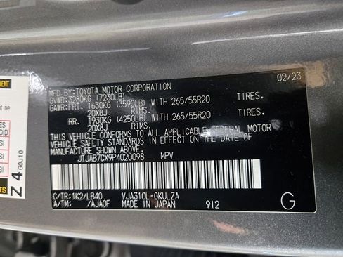 Used 2023 Lexus LX 600 4WD w/ Interior Upgrade Package image 29
