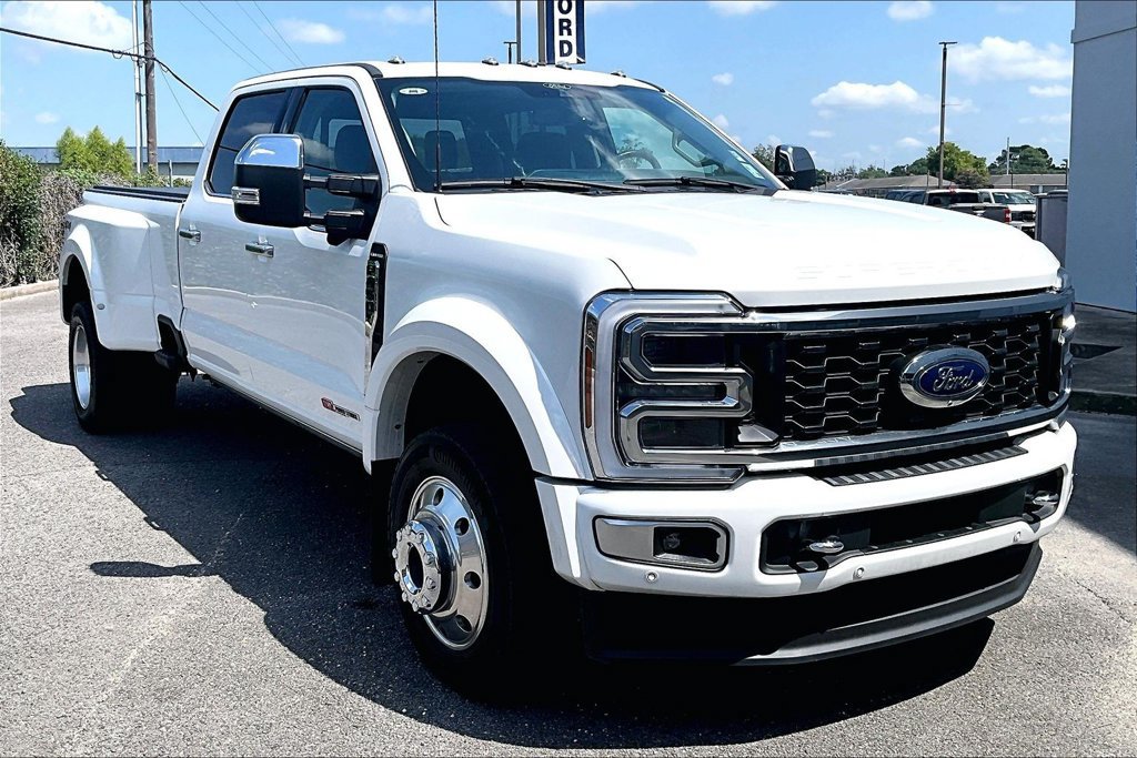 Certified 2024 Ford F450 Limited AWD/4WD image 3