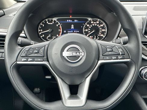 New 2026 Nissan Altima 2.5 SV FWD image 40