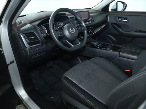 Used 2023 Nissan Rogue SV image 17