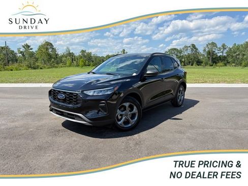 Used 2025 Ford Escape ST-Line AWD/4WD image 1