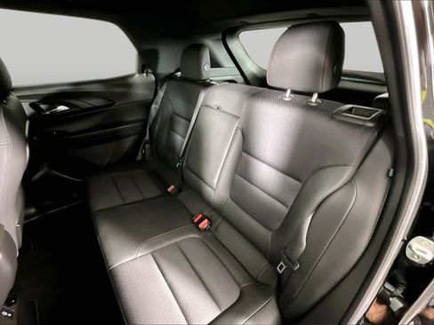 Used 2022 Chevrolet TrailBlazer RS w/ Convenience Package FWD image 18