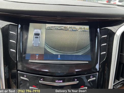 Used 2020 Cadillac Escalade ESV Premium Luxury AWD/4WD image 23