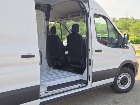 New 2025 Ford Transit 250 148 Medium Roof image 61