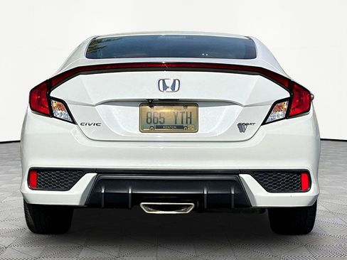 Used 2019 Honda Civic Sport image 5