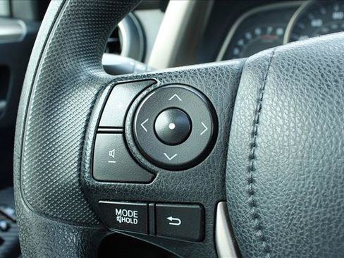 Used 2015 Toyota RAV4 XLE AWD/4WD image 24