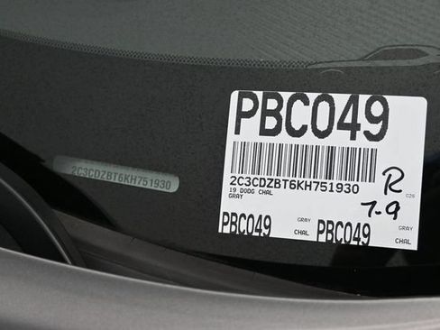 Used 2019 Dodge Challenger R/T RWD image 37