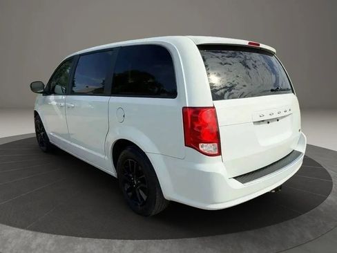 Used 2019 Dodge Grand Caravan GT FWD image 5