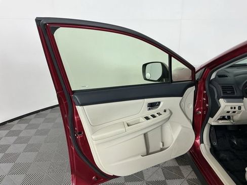 Used 2014 Subaru Crosstrek 2.0i Limited AWD/4WD image 11
