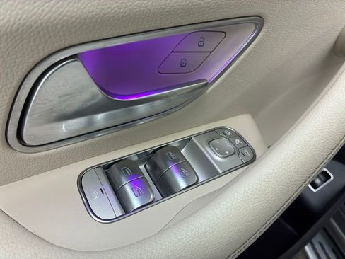 Used 2022 Mercedes-Benz GLS 450 4MATIC image 21