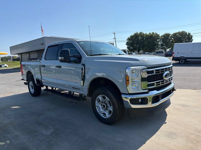 Used 2026 Ford F250 XLT AWD/4WD image 3
