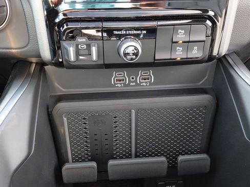 New 2026 RAM 1500 Big Horn AWD/4WD image 31