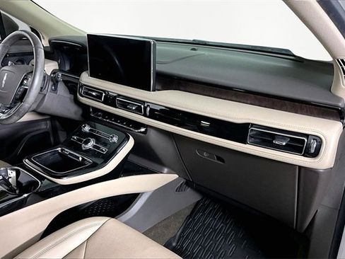 Used 2021 Lincoln Nautilus Reserve w/ Equipment Group 201A image 25