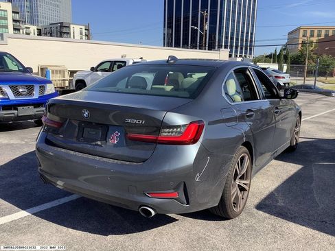 Used 2022 BMW 330i Sedan w/ Convenience Package RWD image 6