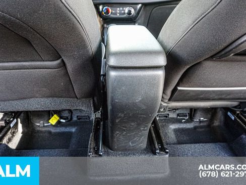 Used 2025 Chevrolet TrailBlazer LT FWD image 30