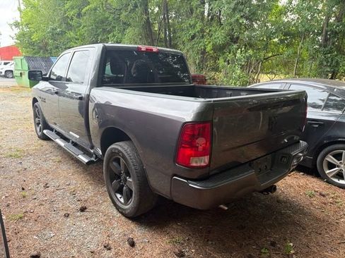 Used 2018 RAM 1500 Express w/ Express Value Package RWD image 6