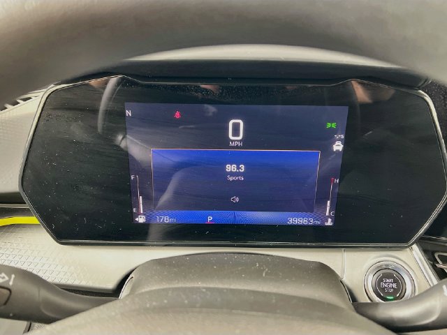 Used 2025 Chevrolet Trax LT FWD image 14